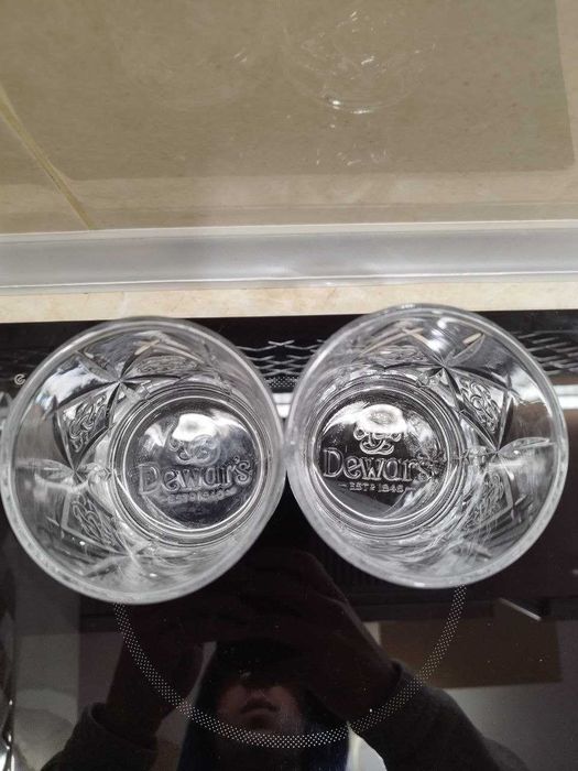 Порцеланови и стъклени сервизи за течности