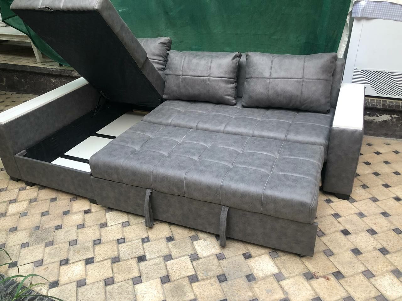 диван с первых рук