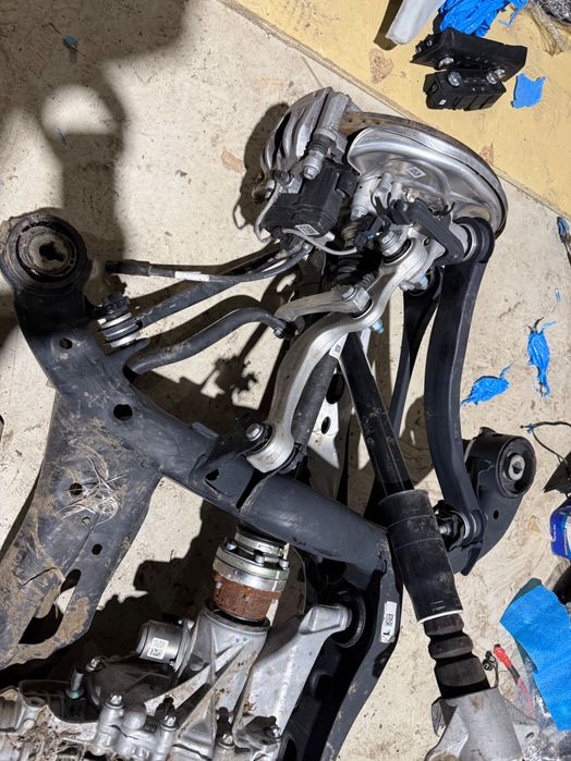 Audi Q5 80A FY Suspensie completa fata + spate fuzete grup planetare