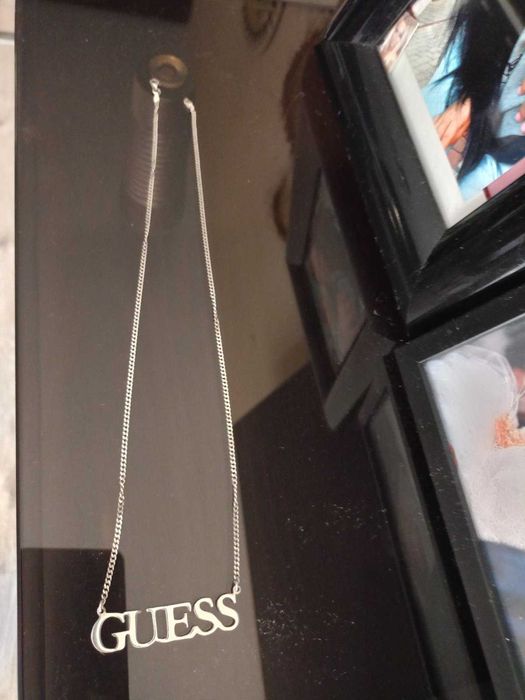 Сребърен медальон,GUESS