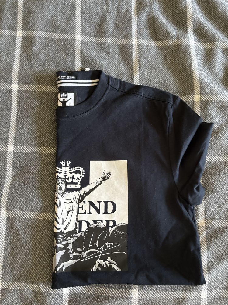 Weekend offender ЧИСТО НОВА Тениска