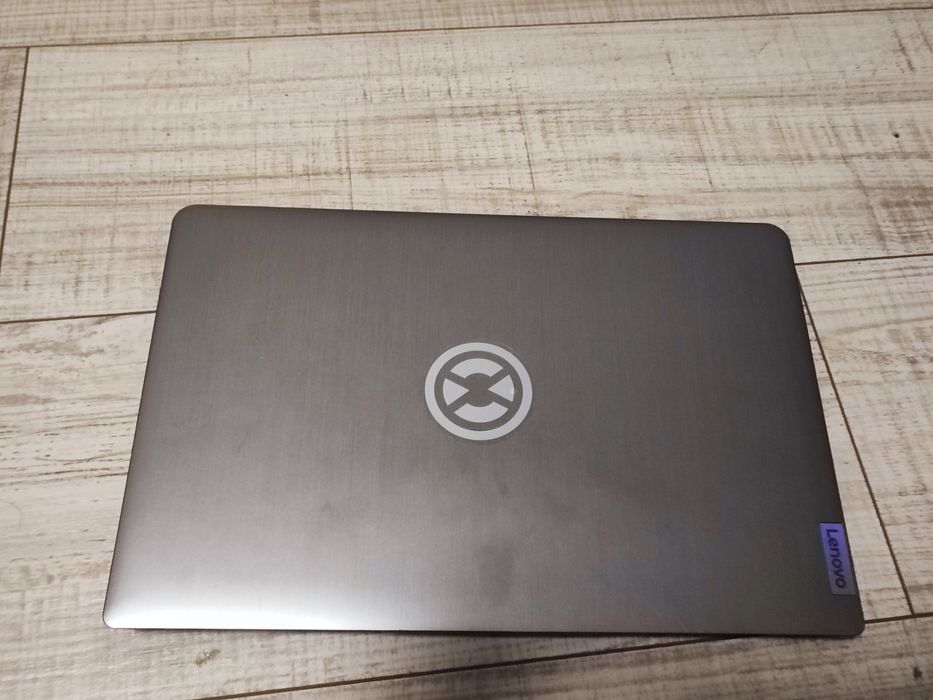 Lenovo laptop 250lv