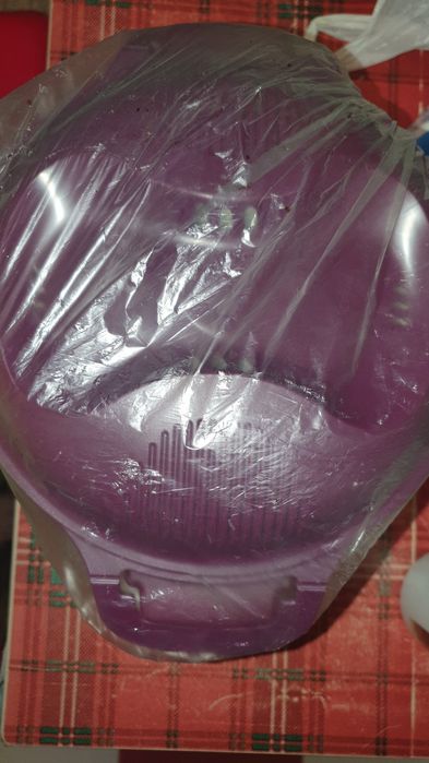 Vând fierbător orez la microunde Tupperware