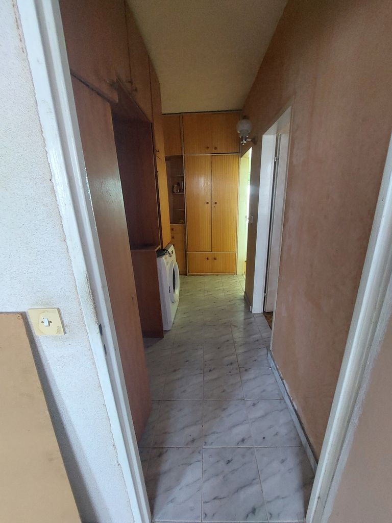 Продава се Двустаен апартамент в Хасково, Поройни - 60 кв.м за 952 €/кв.м - Снимка #10