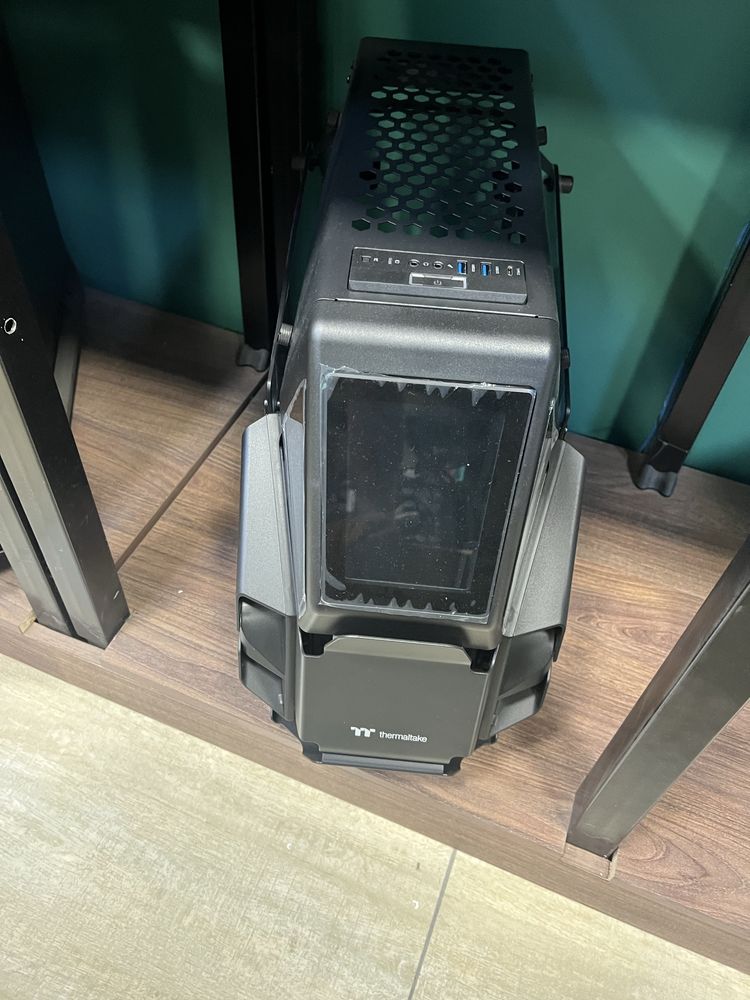 Original case thermaltek  yangi hamyonbop narxda