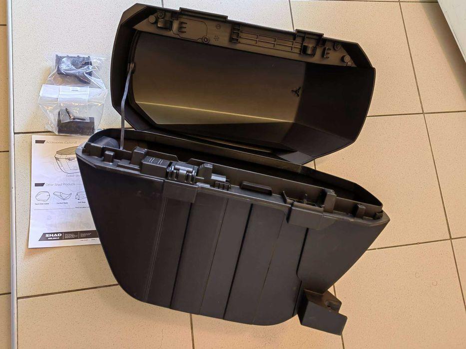 Carcasa usoara SHAD SH23