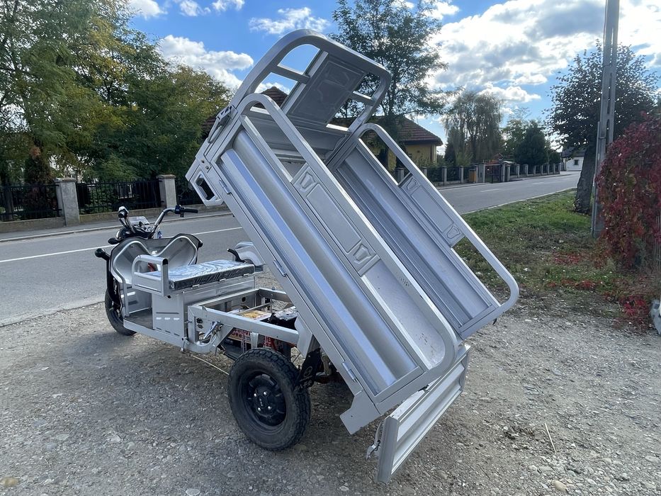 Tuk tuk db solar