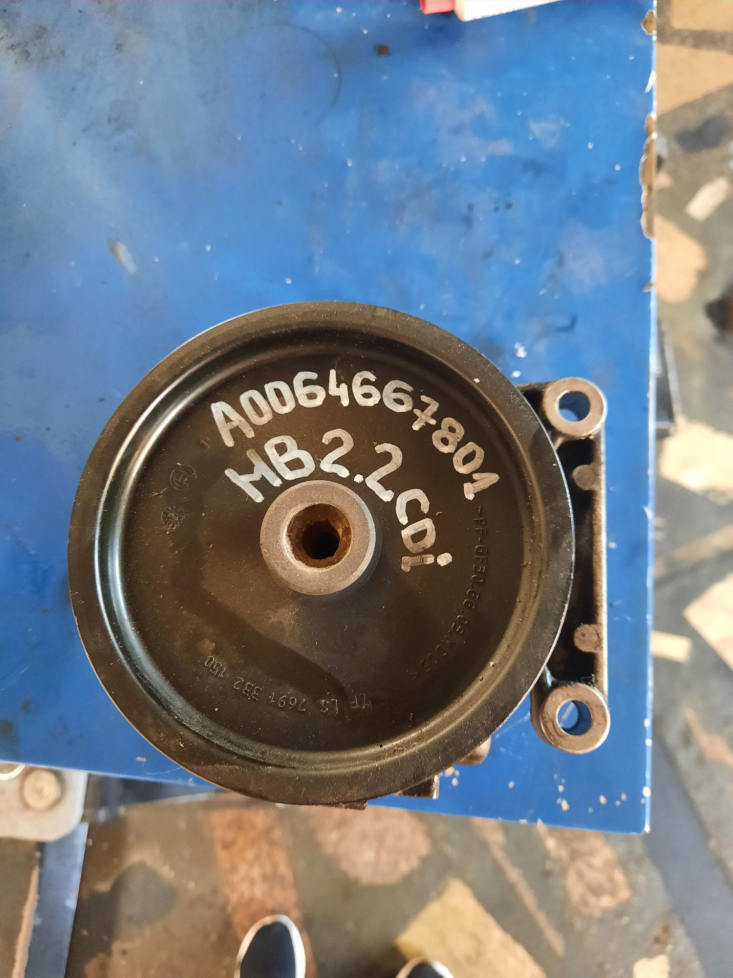 Pompa servo Mercedes 2.2 CDI A0064667801