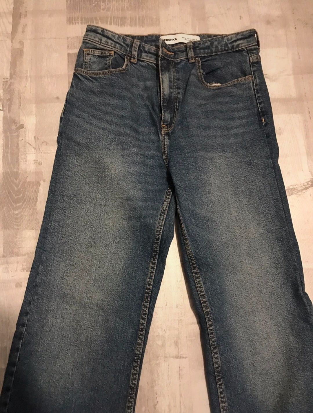 Blugi drepți Bershka
