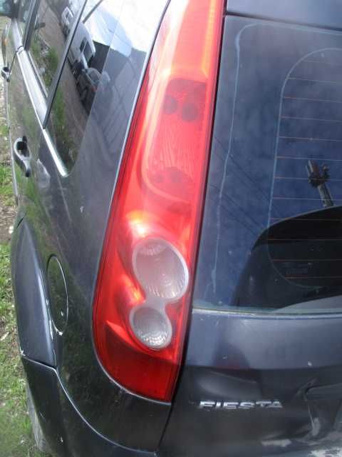 Tripla stop stanga dreapta spate FORD FIESTA an 2008 facelift complete
