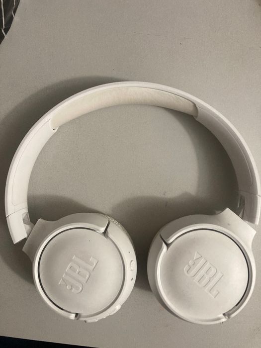 Наушники JBL Tune 520BT белый
