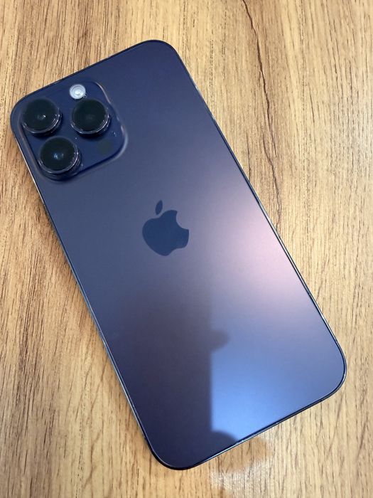 Продам iPhone 14 pro Max память 1tb