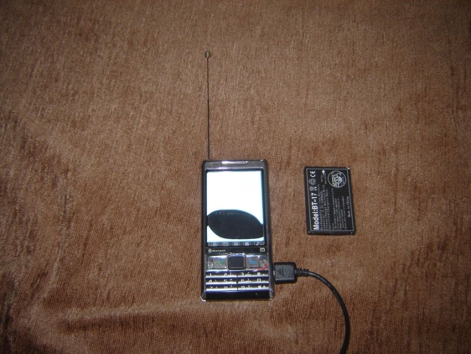 telefon TV dual sim anii 2000