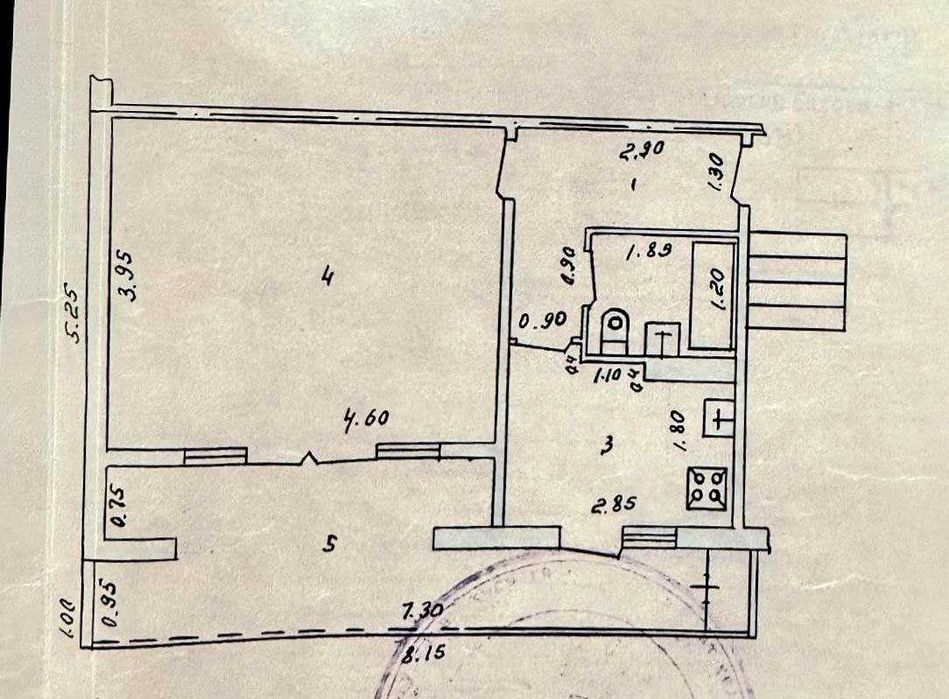 Продам квартиру на Юнусабад 7 первый этаж.Под комерцию"