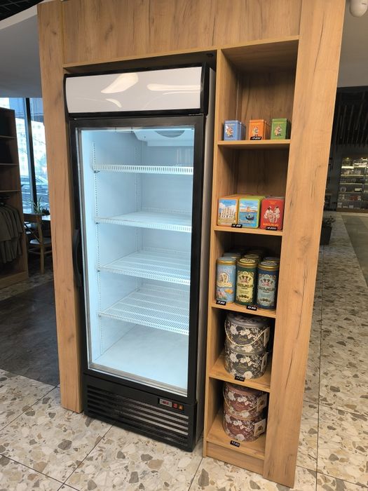 Витринные холодильники, ветринные, витражные холодильники для цветов