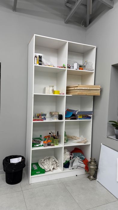 Шкаф-стеллаж для принадлежностей