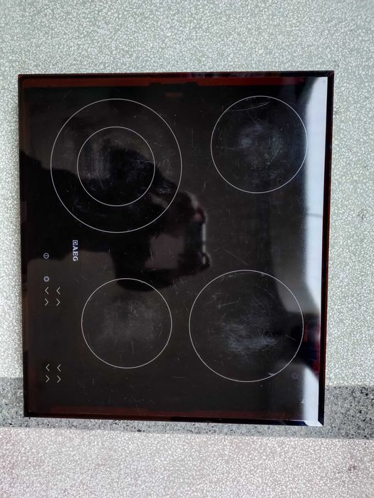 Керамичен плот за вграждане AEG HK624010FB