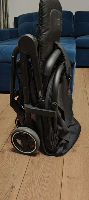 Carucior sport Ping Two, pana la 22 kg, Abc Design, ușor și compact