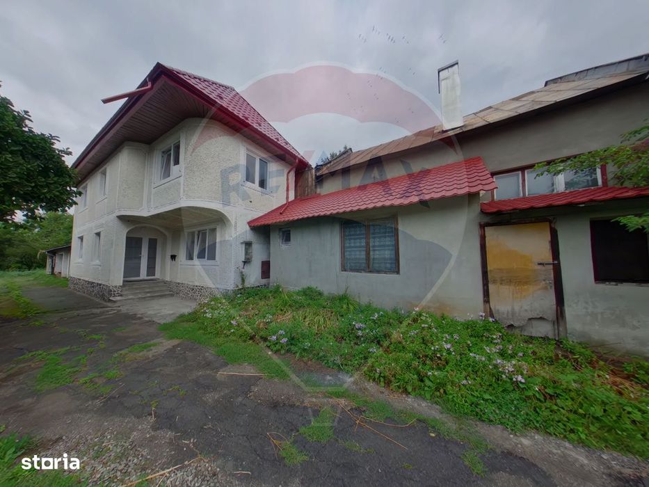 Casă / Vilă cu 3 camere de vânzare în zona Central