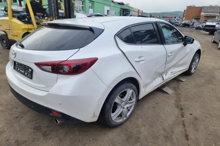 parasolar plafoniera panou comanda clima gura aer grile bord butoane geamuri cupola Mazda 3 BM 2015 motor 2.2d 150cp  SH  dezmembrez dezmembrari piese