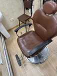 Salon kreslo xolati yaxshi 130$