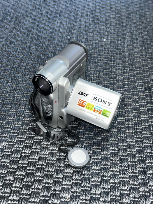 Sony DV8 Camcoder
