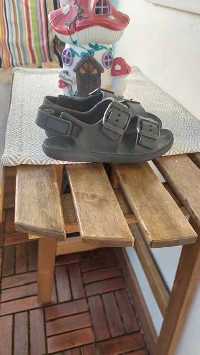 Детски стоножки Decathlon + подарък джапанки Zara 28 номер