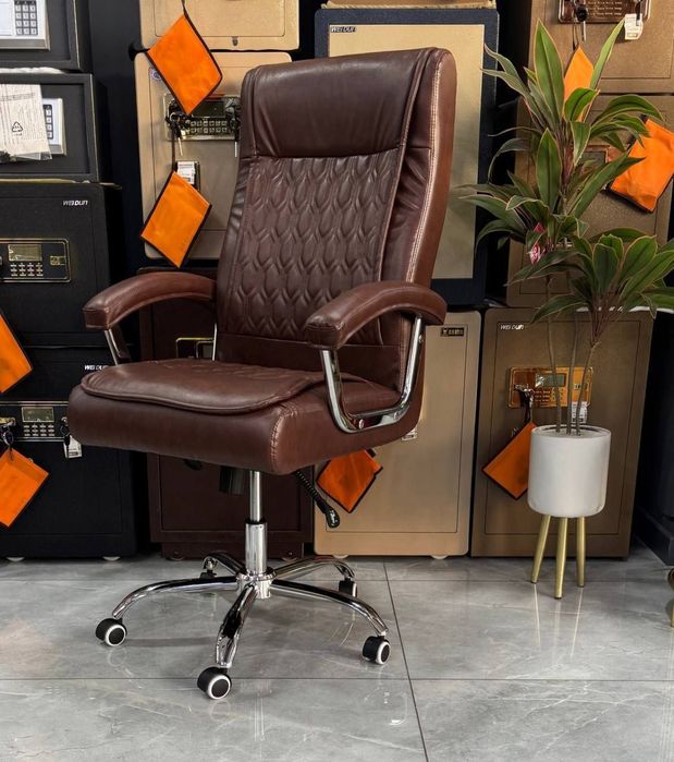 Офисные кресло оптом