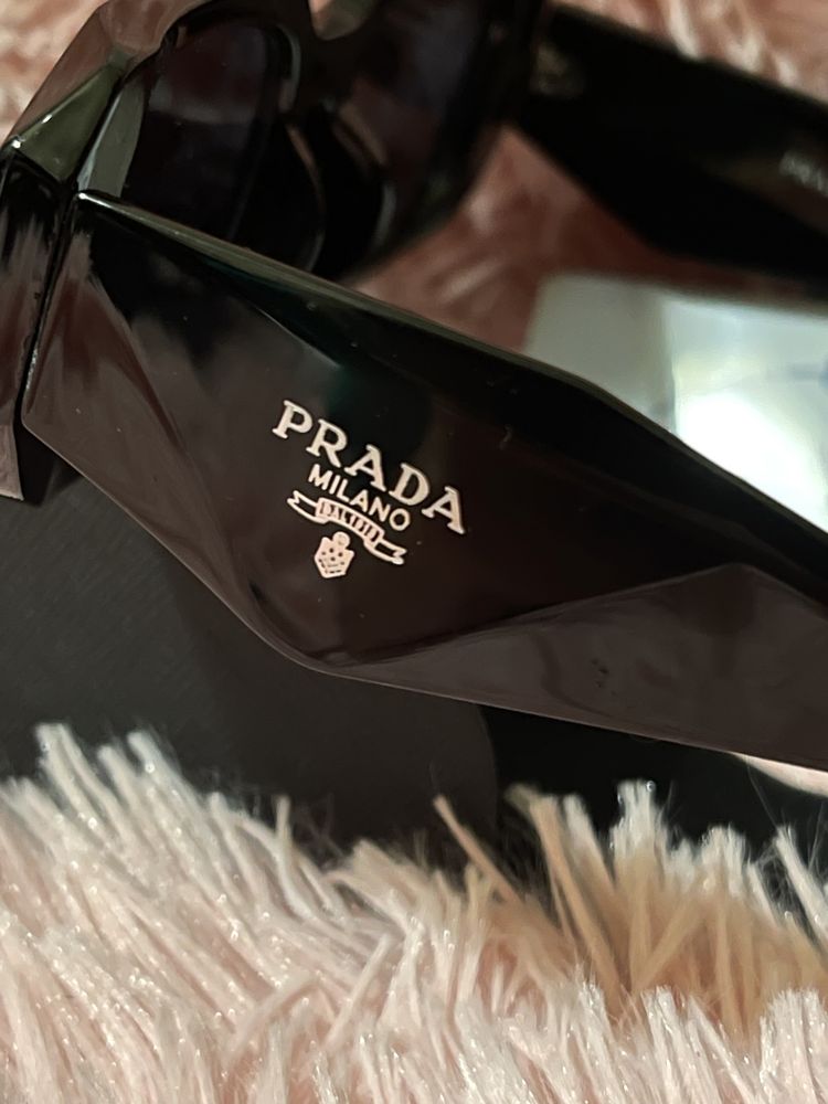 Ochelari de soare PRADA