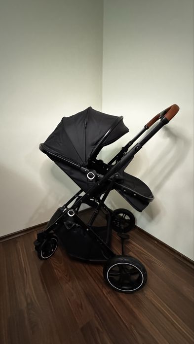 Количка с кош за кола