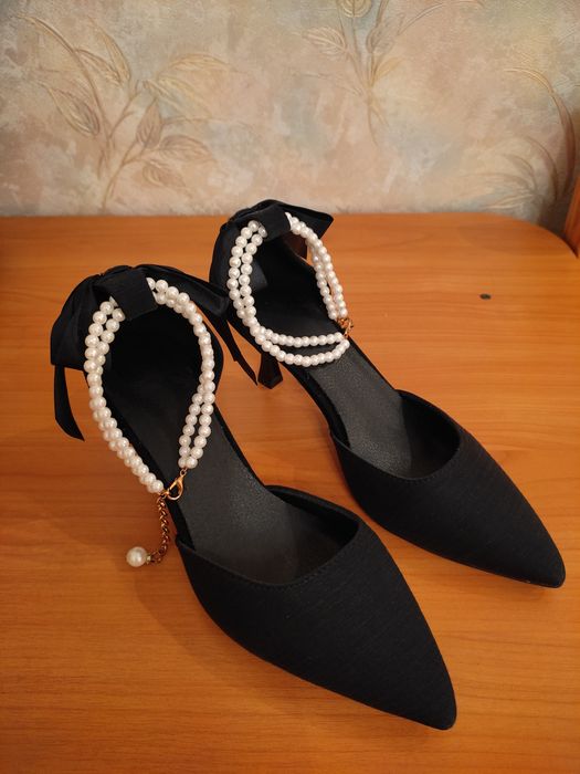 Продам новые туфли