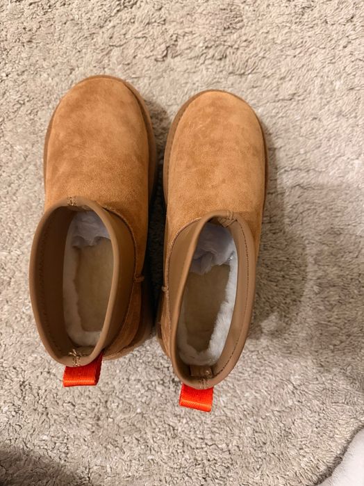 Зимни ботуши UGG