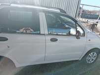 Matiz avtomashinasi sotiladi