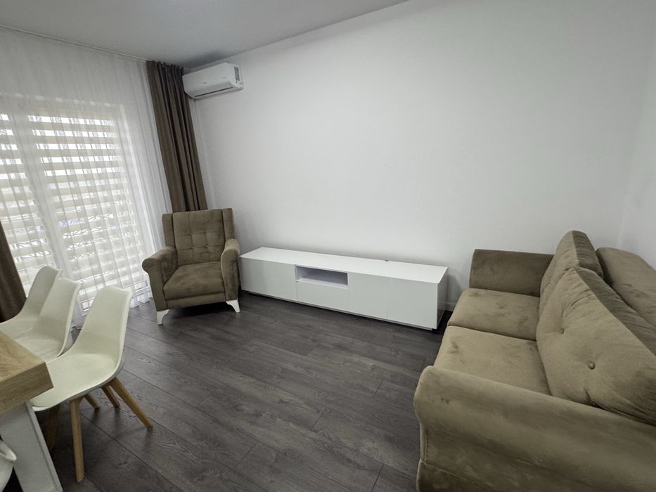 Inchiriez ap cu 3 camere