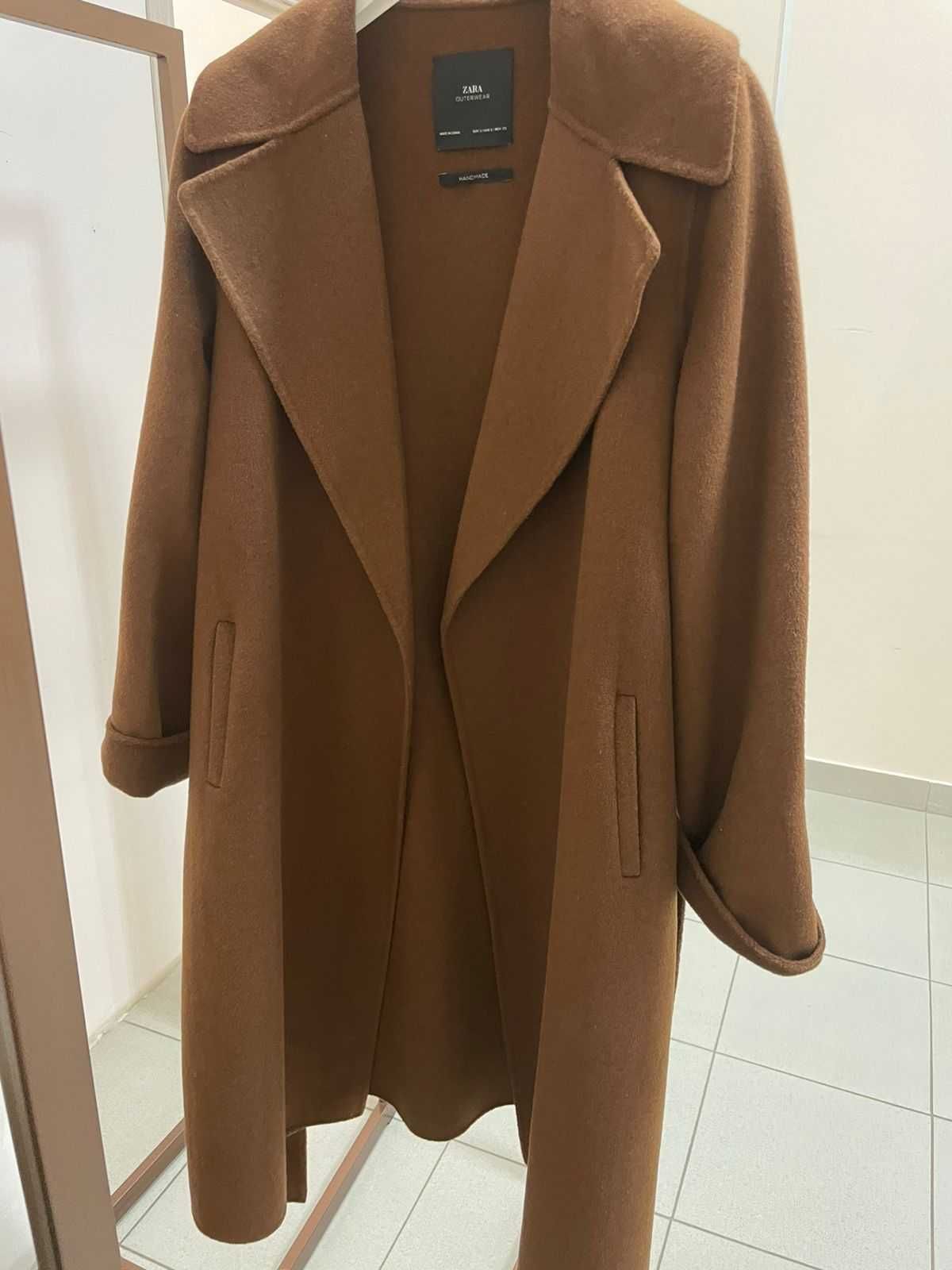 Пальто 46-48 размера ,Кашемир светло- коричневого цвета