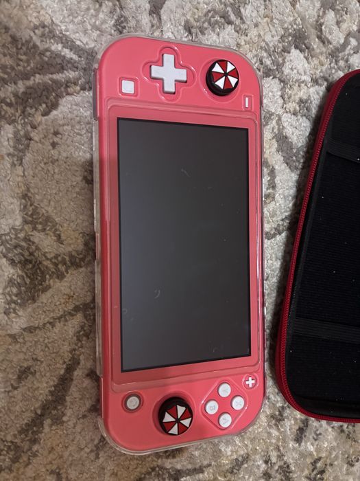 Nintendo Switch Lite прошитую
