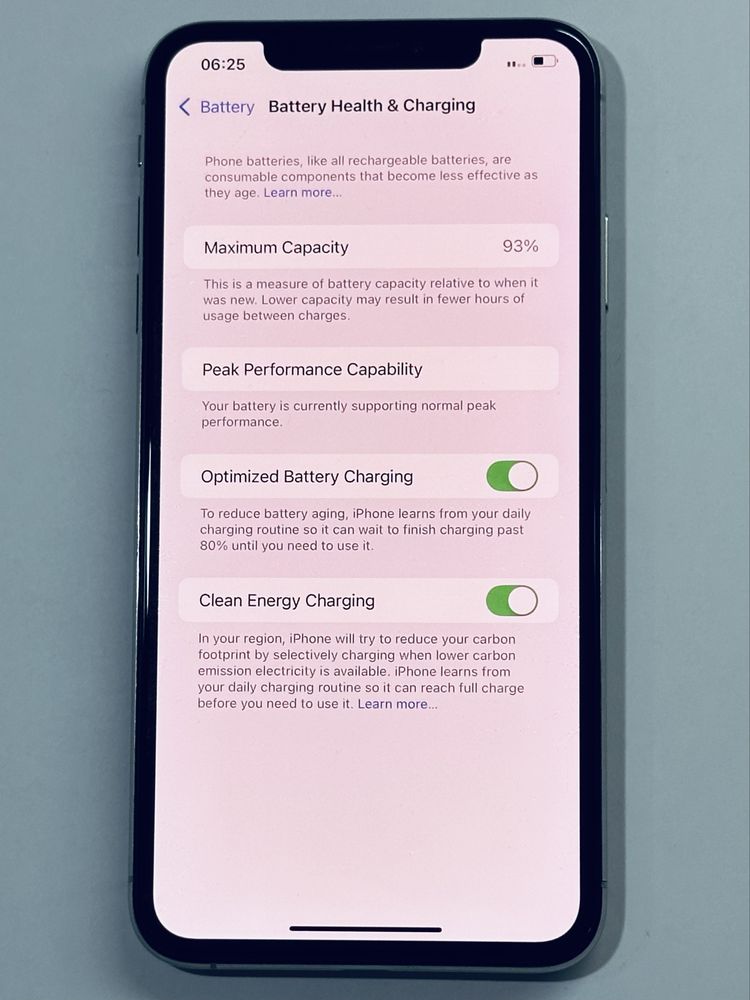 iPhone XS Max бял 93% battery