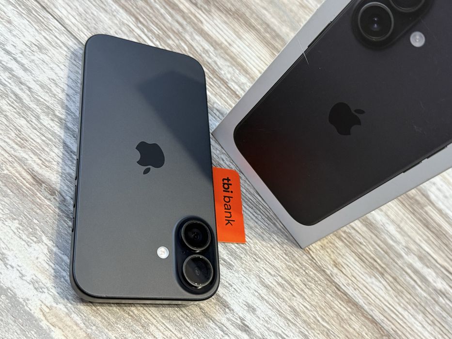 Iphone 16 128 GB Black 100 % Като Нов Гаранционен