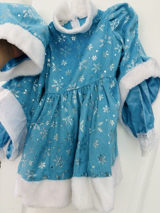 Костюм Снегурочка, Снежинка. Новый. На 3-6 лет