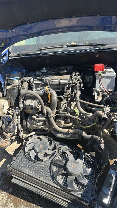 Motor Volkswagen Vw touran 1.9 TDI AVQ 101cp  turbina injectoare a