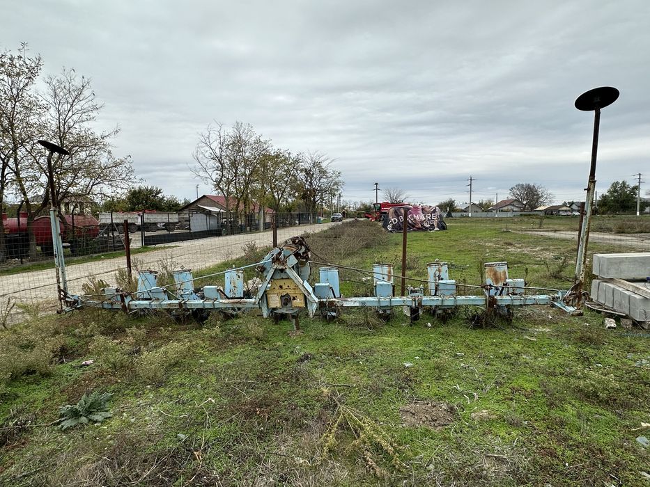 Semănătoare agricolă – completă, ideală pentru piese sau recondițio