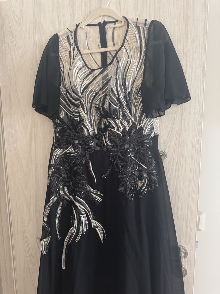 Официални рокля L/XL Liza Kain и Абитуриентска рокля Liza Kain S/M