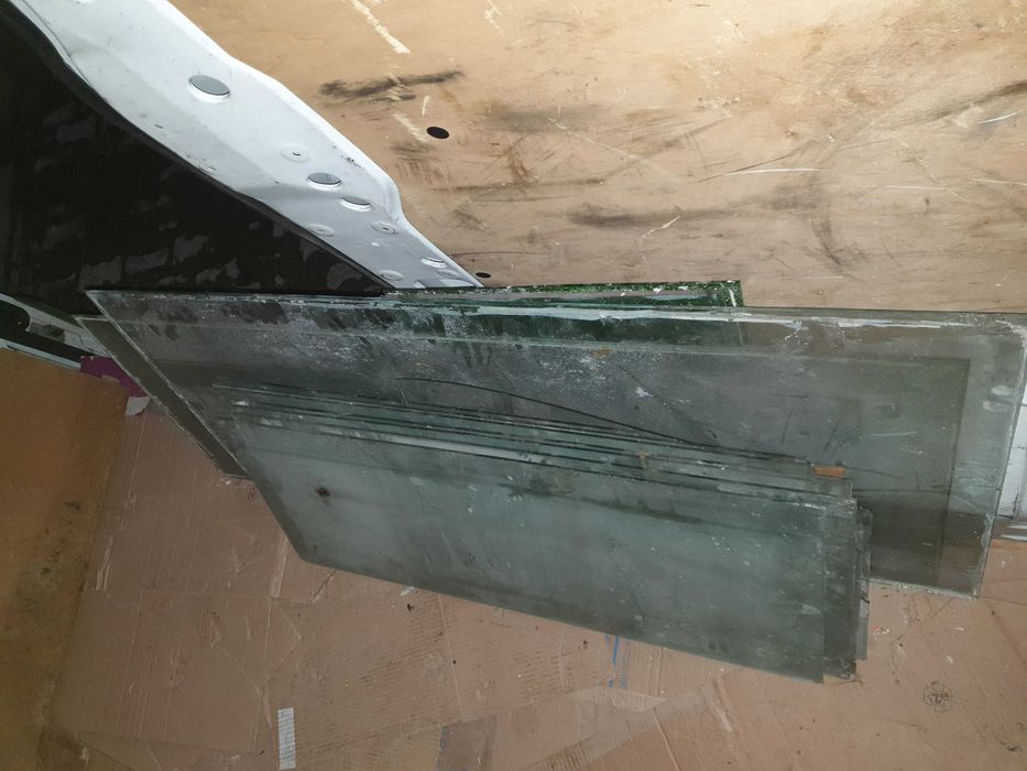 Geamuri pentru ferestre diferite dimensiuni diferite grosimi