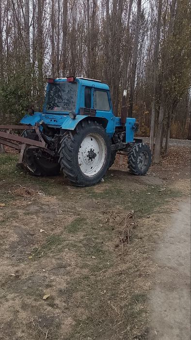 MTZ 80 Traktor Sotiladi