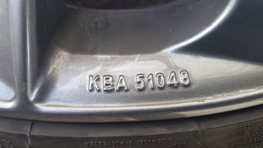 Pirelli Scorpion Zero Asimmetrico
295/30 ZR22 и джанти за Mercedes GLE