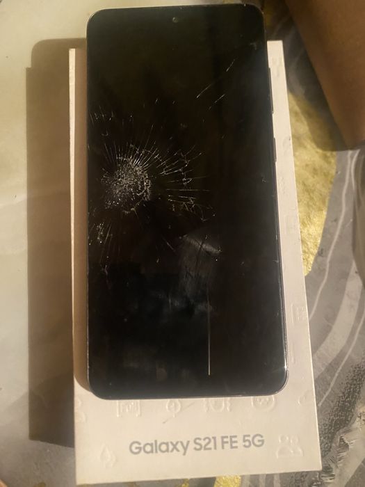 Продам самсунг с21фе