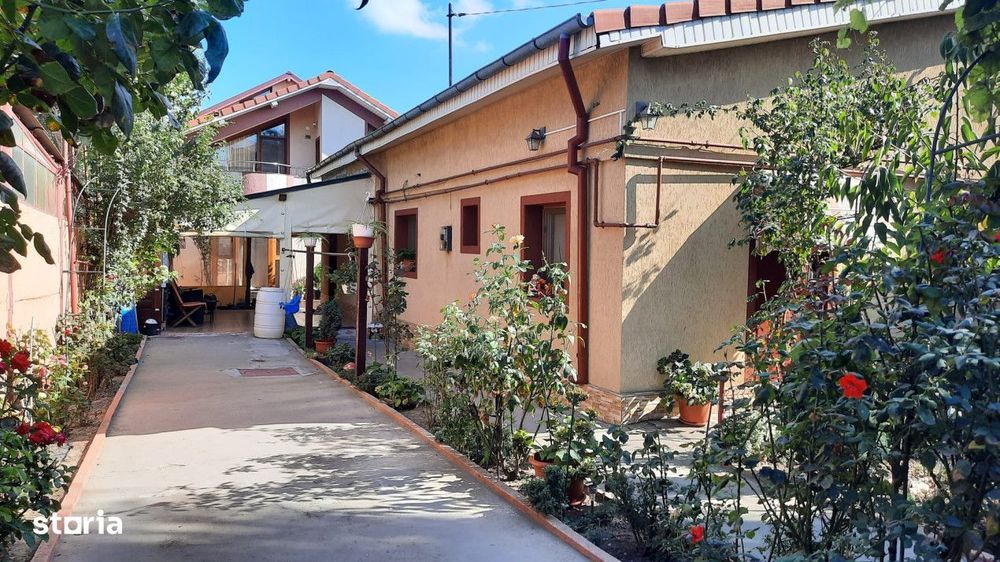 2 Case - 437Mp Teren  |  Coiciu  |  Constanta