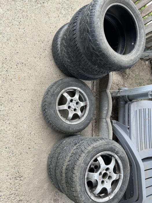 Vand anvelope 175/70 R14 si 185/65 R15