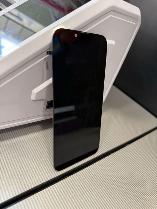 Оригинален дисплей за Iphone 13