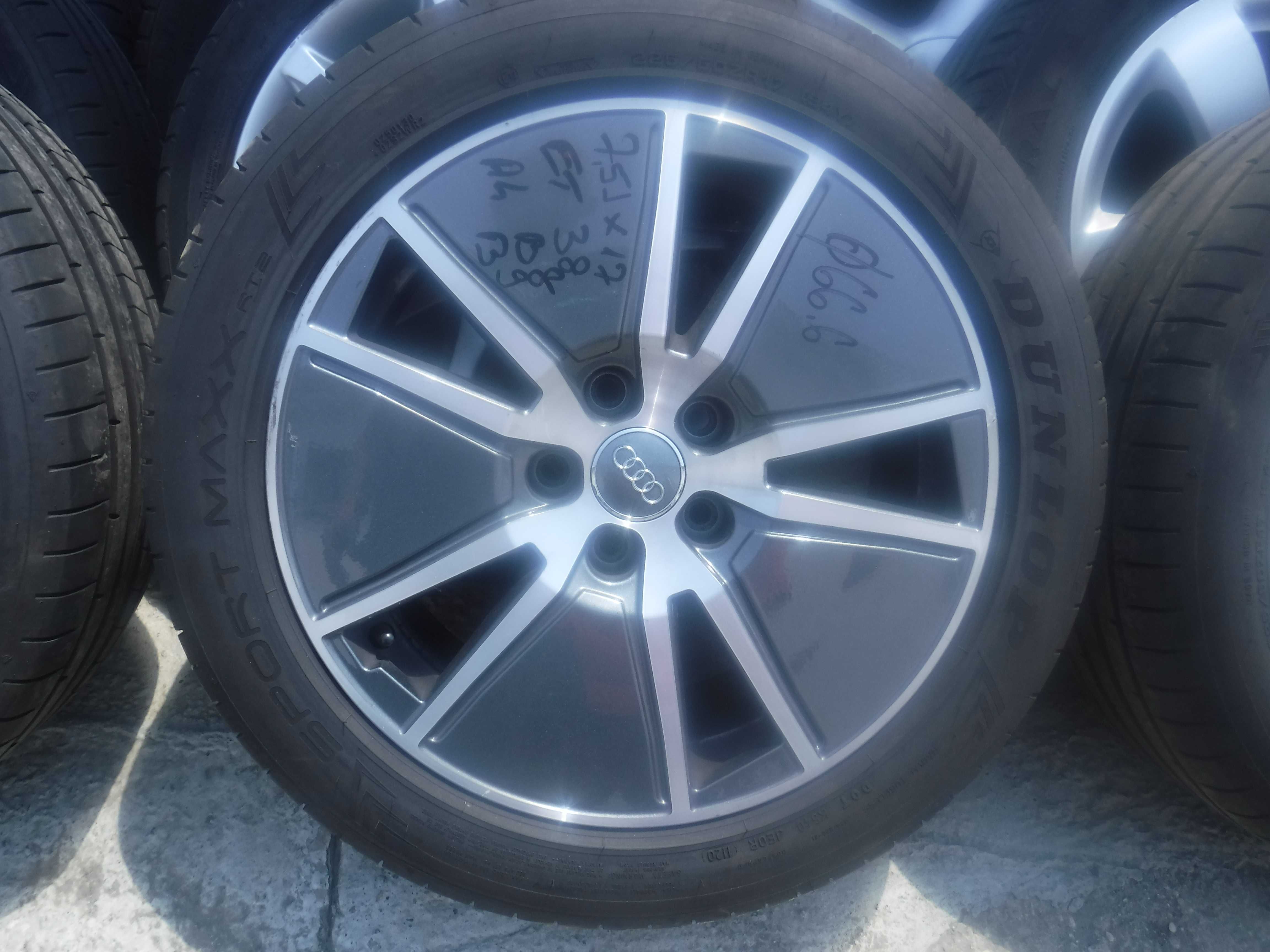 Jante Audi A4 B8 ,  B9 225 50 17 vara  Dunlop  DOT (4920)